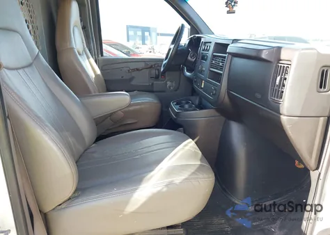 2008 Chevrolet Express Work Van from USA, damaged, VIN 1GCGG25C781128962